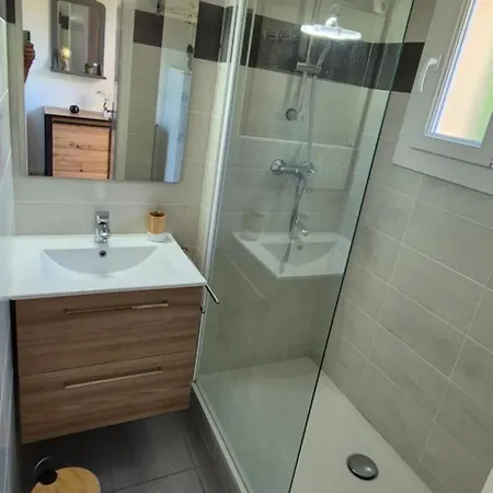 Dom wakacyjny Village, Maison Climatisee, 6 Pers, Piscine, Wifi, Garage, Terrasse Agde