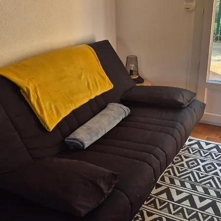 Dom wakacyjny Village, Maison Climatisee, 6 Pers, Piscine, Wifi, Garage, Terrasse