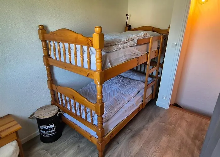 Σπίτι διακοπών Village, Maison Climatisee, 6 Pers, Piscine, Wifi, Garage, Terrasse Agde