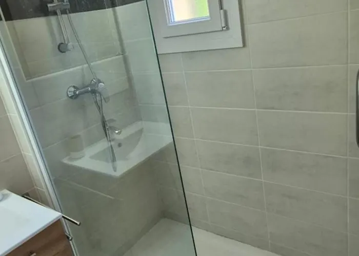 Village, Maison Climatisee, 6 Pers, Piscine, Wifi, Garage, Terrasse *