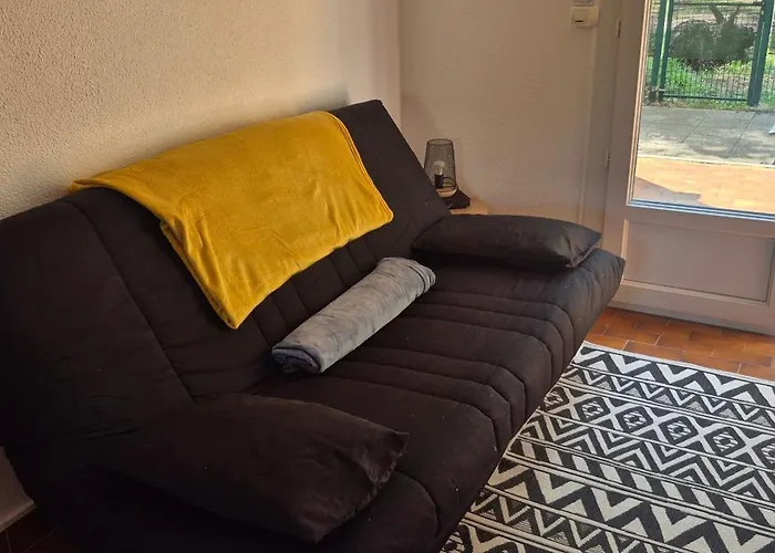 Σπίτι διακοπών Village, Maison Climatisee, 6 Pers, Piscine, Wifi, Garage, Terrasse