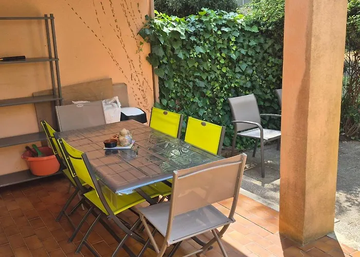 Village, Maison Climatisee, 6 Pers, Piscine, Wifi, Garage, Terrasse Σπίτι διακοπών *